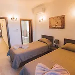 Villa Mercury *